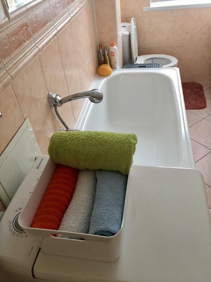 Apartament Joanna Parter Blisko Onkologii I Strefy Ekonomicznej Гливице Экстерьер фото